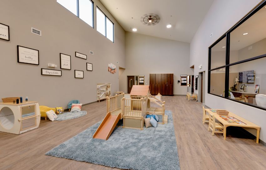 http://New%20Horizon%20Academy%20indoor%20gym%20in%20South%20Meridian,%20Idaho