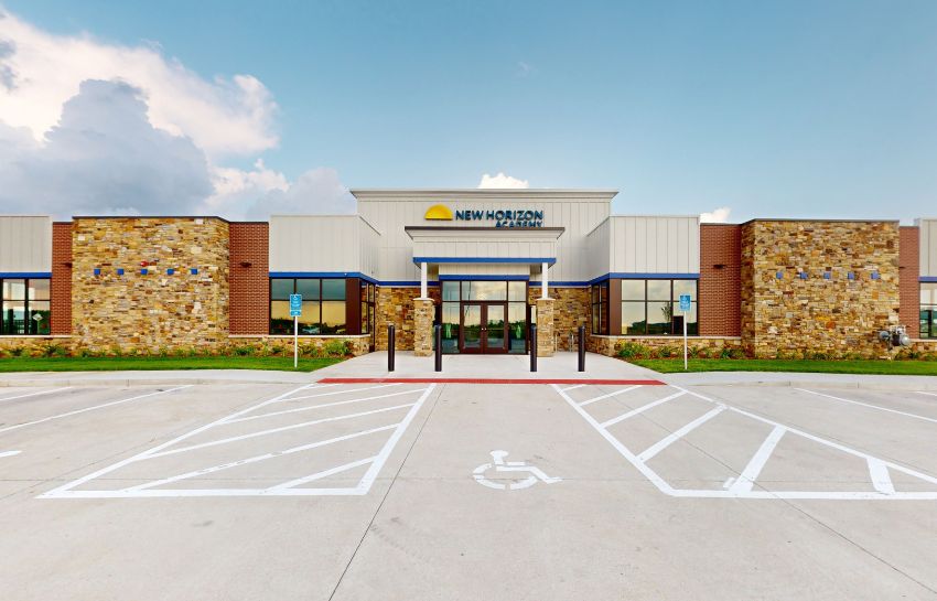 http://New%20Horizon%20Academy%20school%20in%20Urbandale,%20Iowa