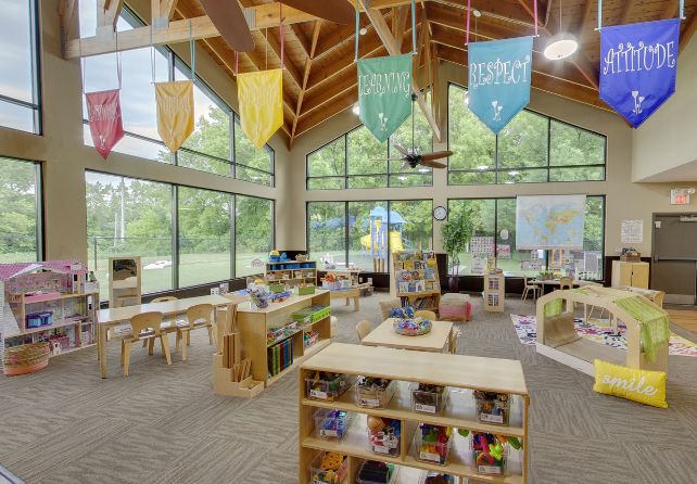 http://New%20Horizon%20Academy%20school-age%20classroom%20in%20Woodbury,%20Minnesota